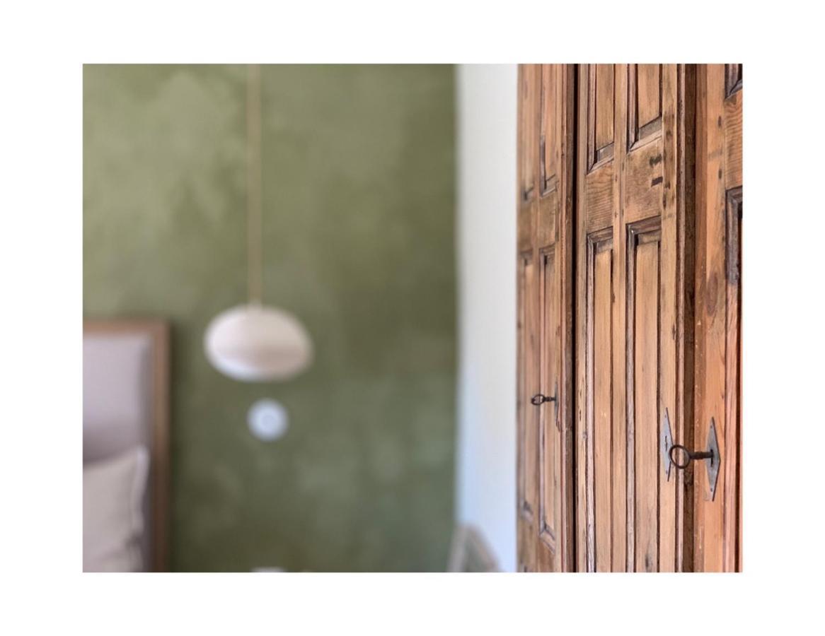 Les Jardins De Sitaara Bed & Breakfast Cucuron Ngoại thất bức ảnh